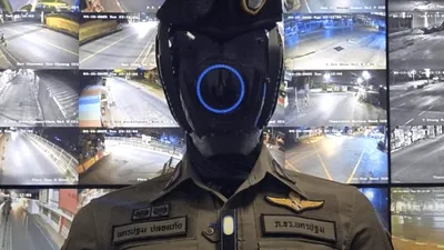 Thailanda introduce primul robot polițist cu inteligență artificială pentru siguranța publică