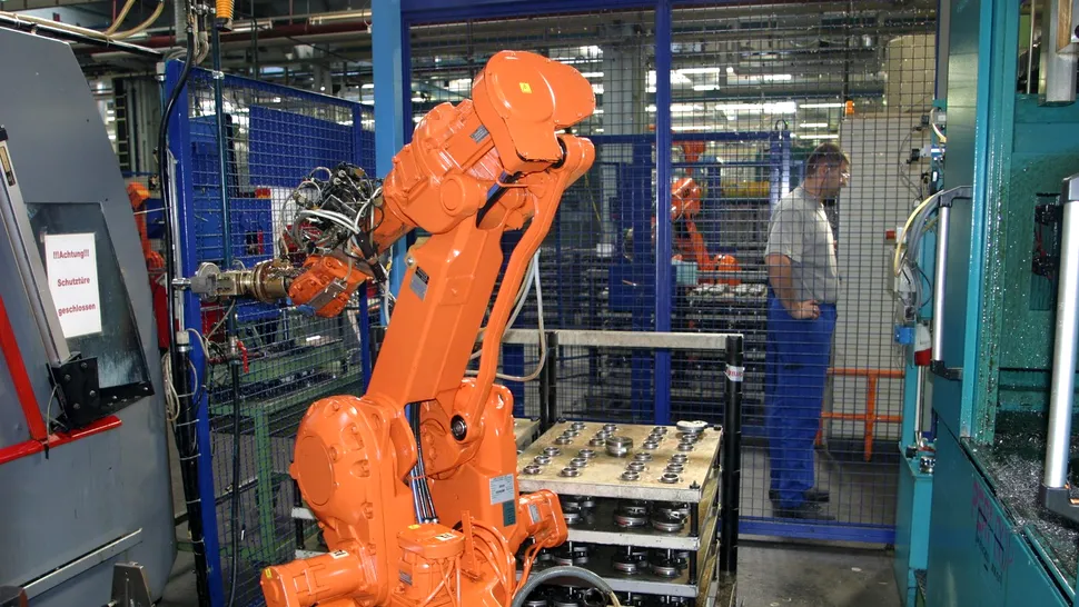 Modelul istoric de creștere al României, bazat pe forța de muncă ieftină și consum ridicat, nu mai funcționează. AI și automatizarea devin principalii factori ai productivității