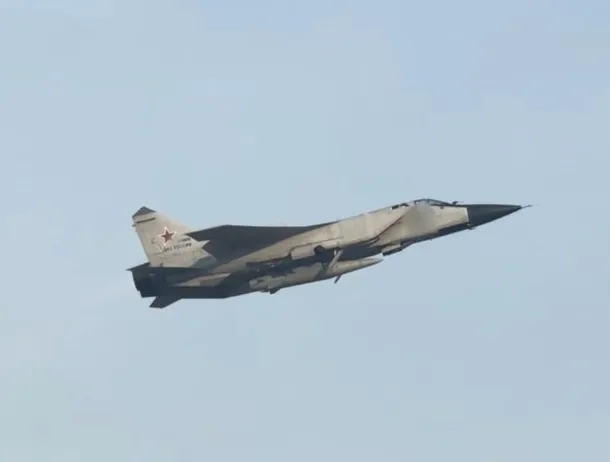 O nouă provocare din partea Rusiei: Avioane MiG-31 cu arme periculoase, fotografiate deasupra Mării Japoniei