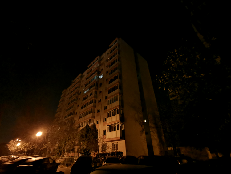 Huawei Mate 20 Pro - foto noapte