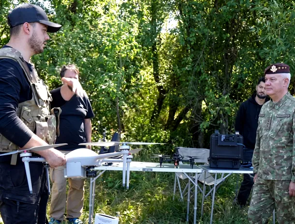 Drona militară israeliană G2, testată în România: a rezistat bruiajului electronic într-un exercițiu militar