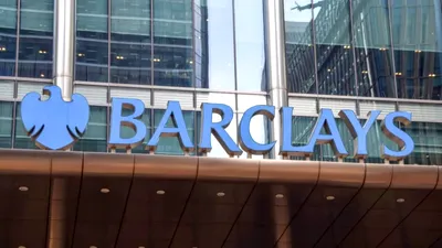 Restructurare masivă la Barclays: gigantul bancar desființează 5000 de locuri de muncă. Vor fi înlocuite de inteligența artificială