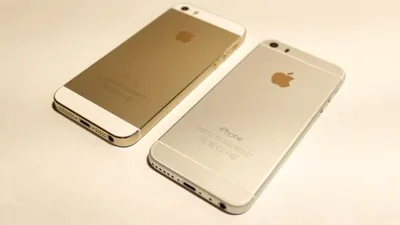Apple pregăteşte un nou iPhone cu display de 4