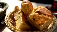 Pâinea integrală chiar este mai sănătoasă decât pâinea albă? Cum recunoști un produs cu adevărat integral