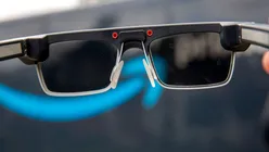 Amelia, ochelari cu AI și AR pentru angajații Amazon